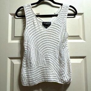 EUC Colette Mordo White Crochet Knit Lined Sleeveless V-Neck Top Size Small